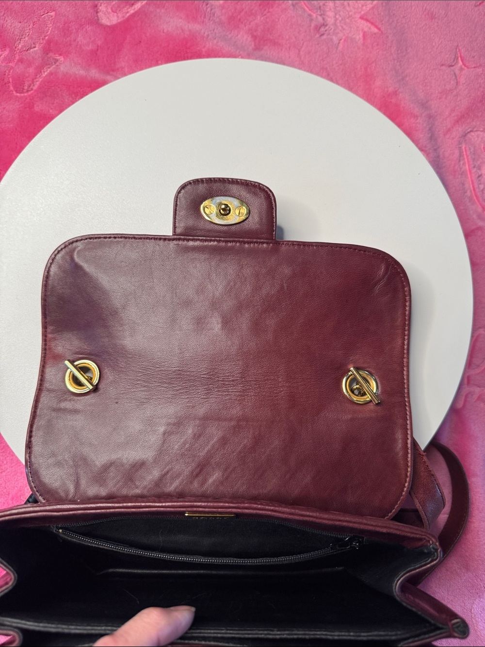 Luxury Bally Woven Leather Bag Made in Italy Gold Chain & Leather Crossbody - Picture 4 of 13